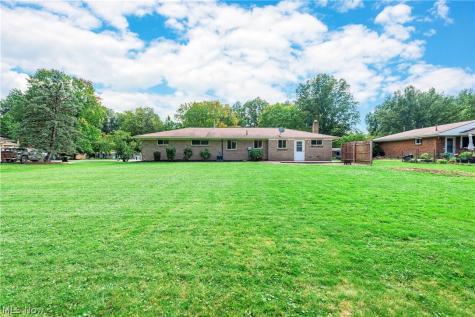 1525 Bonnie Road Macedonia OH 44056