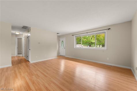 1525 Bonnie Road Macedonia OH 44056