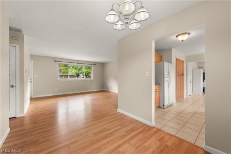1525 Bonnie Road Macedonia OH 44056
