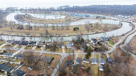 8324 Harbor Drive Mentor OH 44060