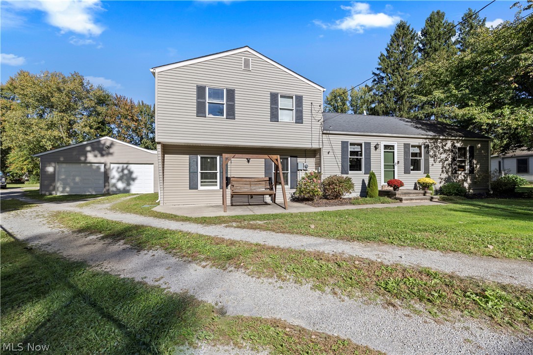 38536 E River Road Elyria OH 44035