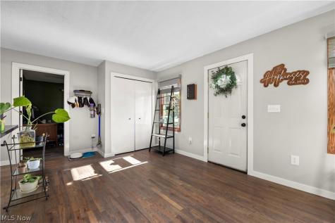 38536 E River Road Elyria OH 44035