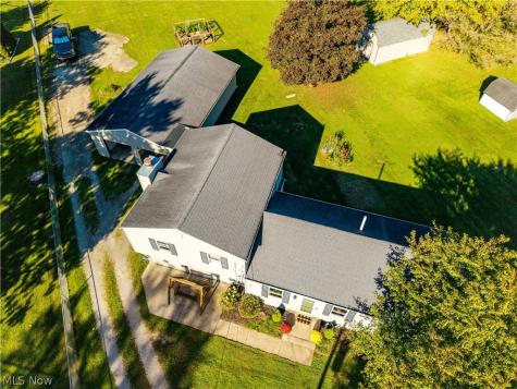 38536 E River Road Elyria OH 44035
