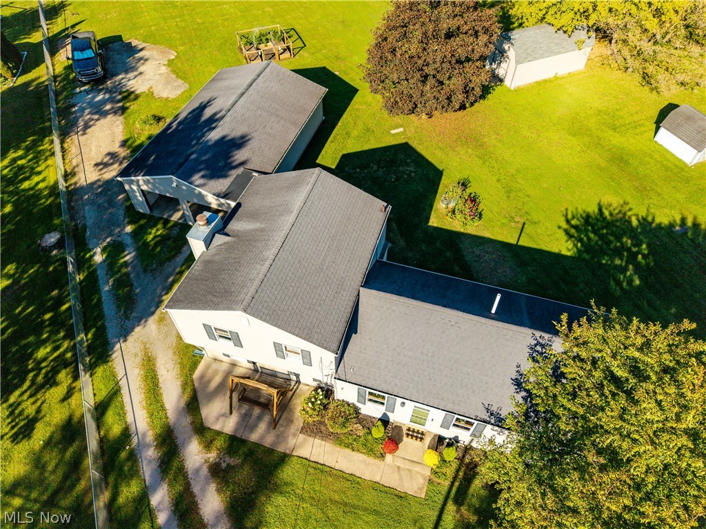 38536 E River Road Elyria OH 44035