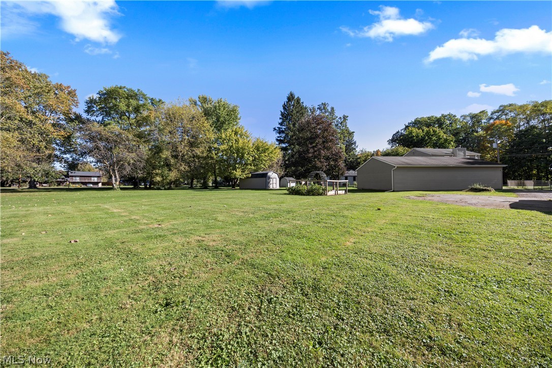 38536 E River Road Elyria OH 44035