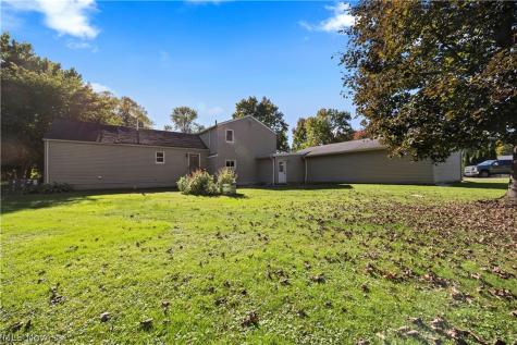 38536 E River Road Elyria OH 44035