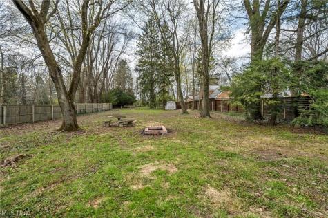 4304 Clague Road North Olmsted OH 44070