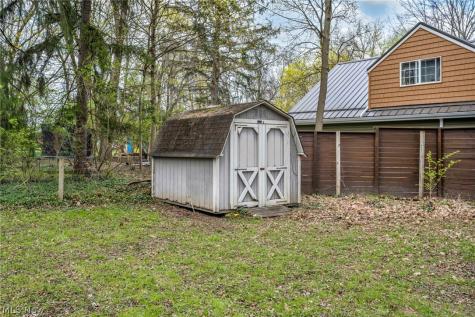 4304 Clague Road North Olmsted OH 44070