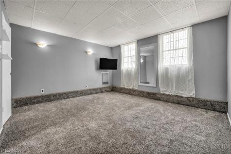 4304 Clague Road North Olmsted OH 44070