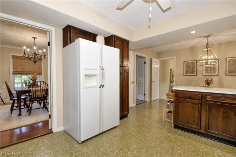 7693 Oakridge Drive Mentor OH 44060