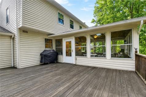 7693 Oakridge Drive Mentor OH 44060