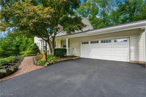 7693 Oakridge Drive Mentor OH 44060