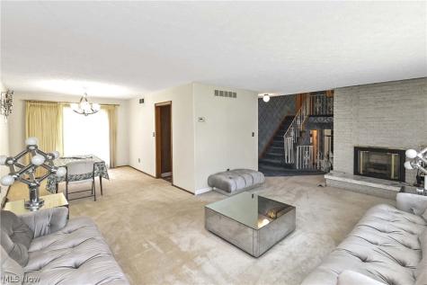 3038 Van Aken Boulevard Shaker Heights OH 44120