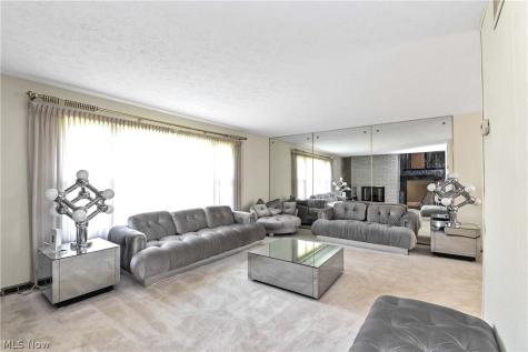 3038 Van Aken Boulevard Shaker Heights OH 44120
