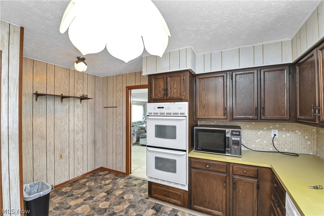 3038 Van Aken Boulevard Shaker Heights OH 44120