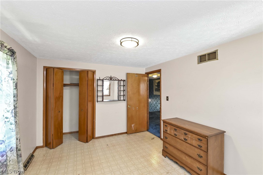 3038 Van Aken Boulevard Shaker Heights OH 44120