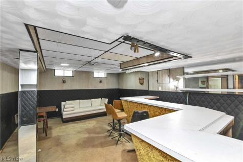 3038 Van Aken Boulevard Shaker Heights OH 44120
