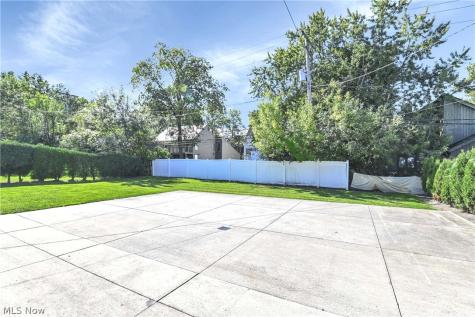 3038 Van Aken Boulevard Shaker Heights OH 44120