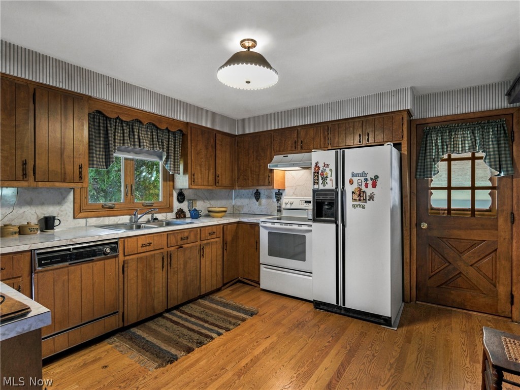 212 5th Street SW Strasburg OH 44680