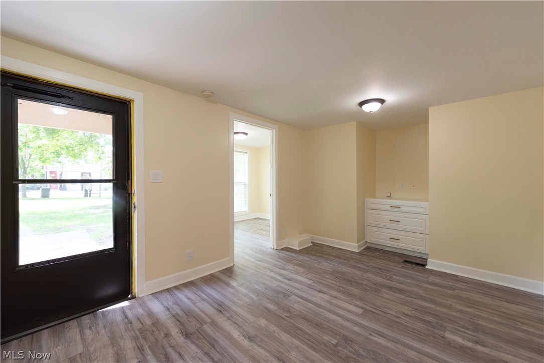 1263 Newton Street Akron OH 44305
