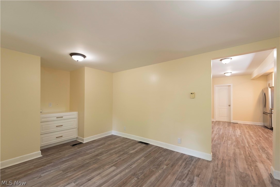 1263 Newton Street Akron OH 44305