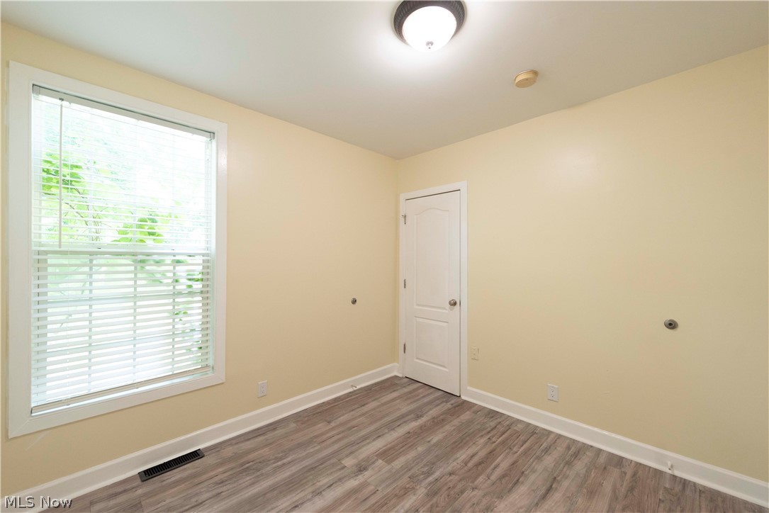 1263 Newton Street Akron OH 44305