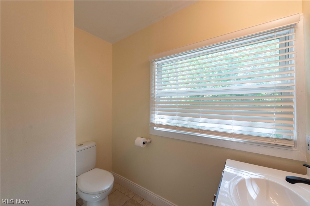 1263 Newton Street Akron OH 44305