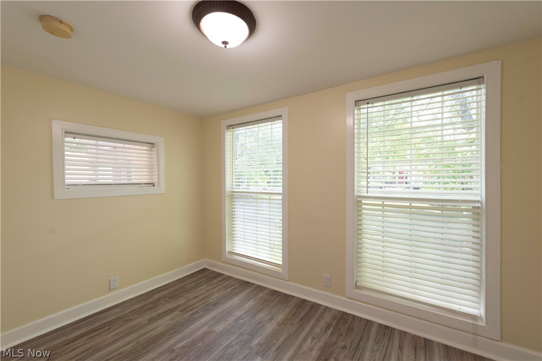 1263 Newton Street Akron OH 44305