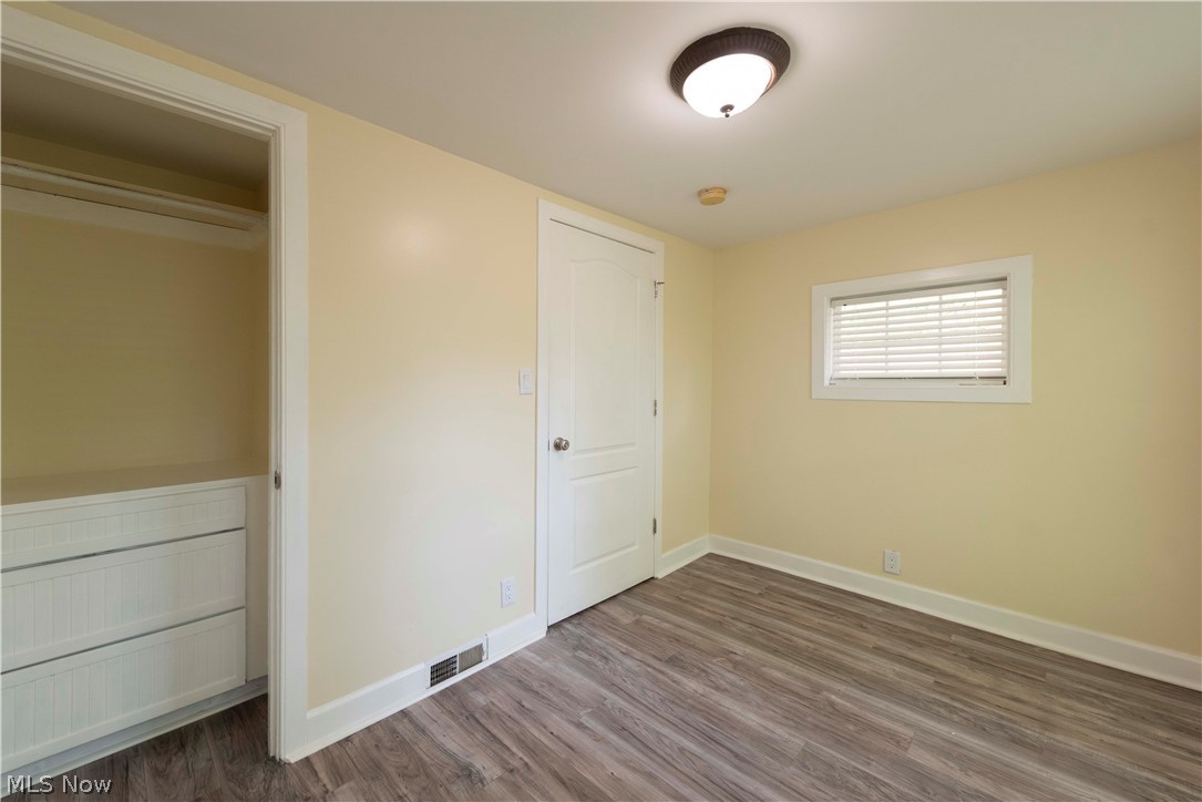 1263 Newton Street Akron OH 44305