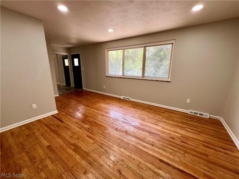 14417 Maple Avenue Maple Heights OH 44137