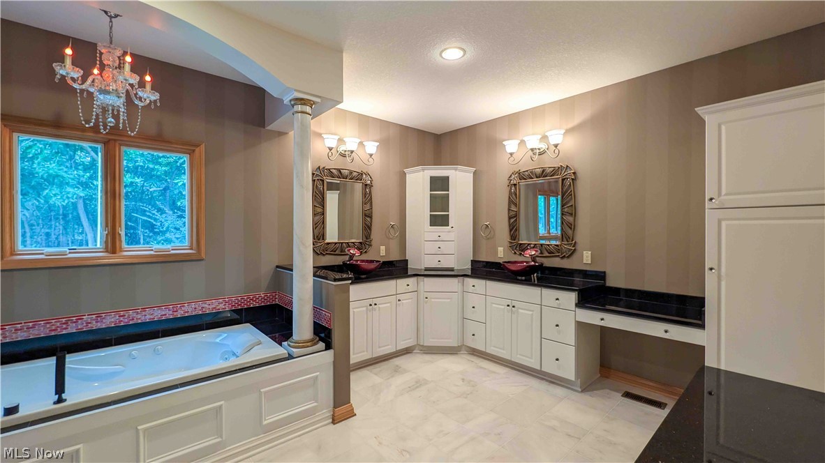 3770 N Cliff Road Port Clinton OH 43452