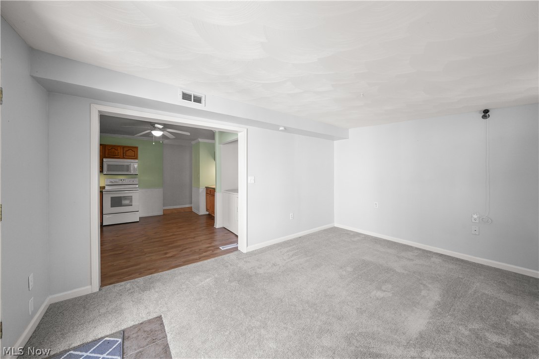 3796 Santom Road N Stow OH 44224