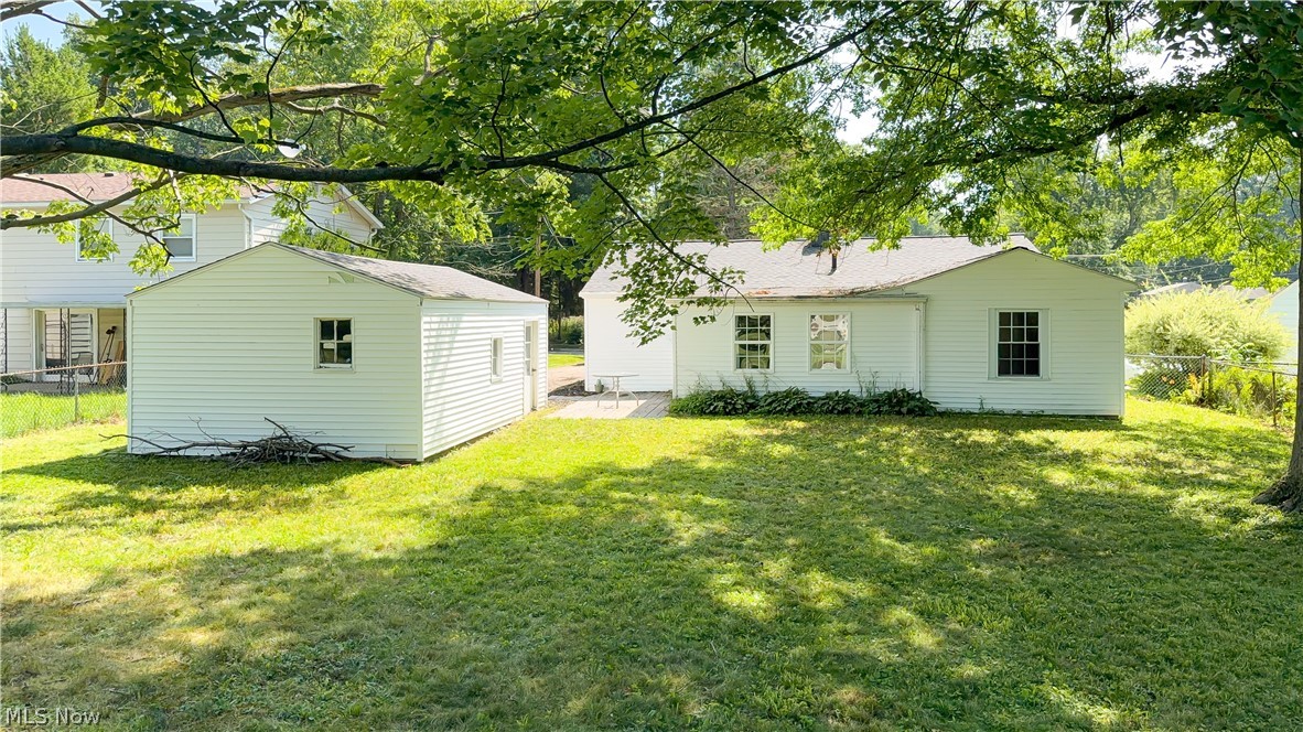 3796 Santom Road N Stow OH 44224