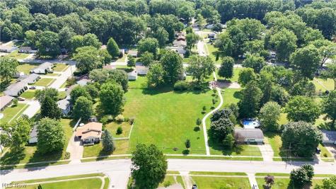 3796 Santom Road N Stow OH 44224