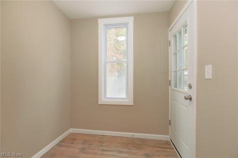 2146 W 95th Street Cleveland OH 44102