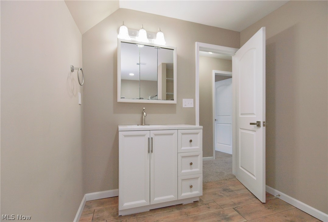 2146 W 95th Street Cleveland OH 44102