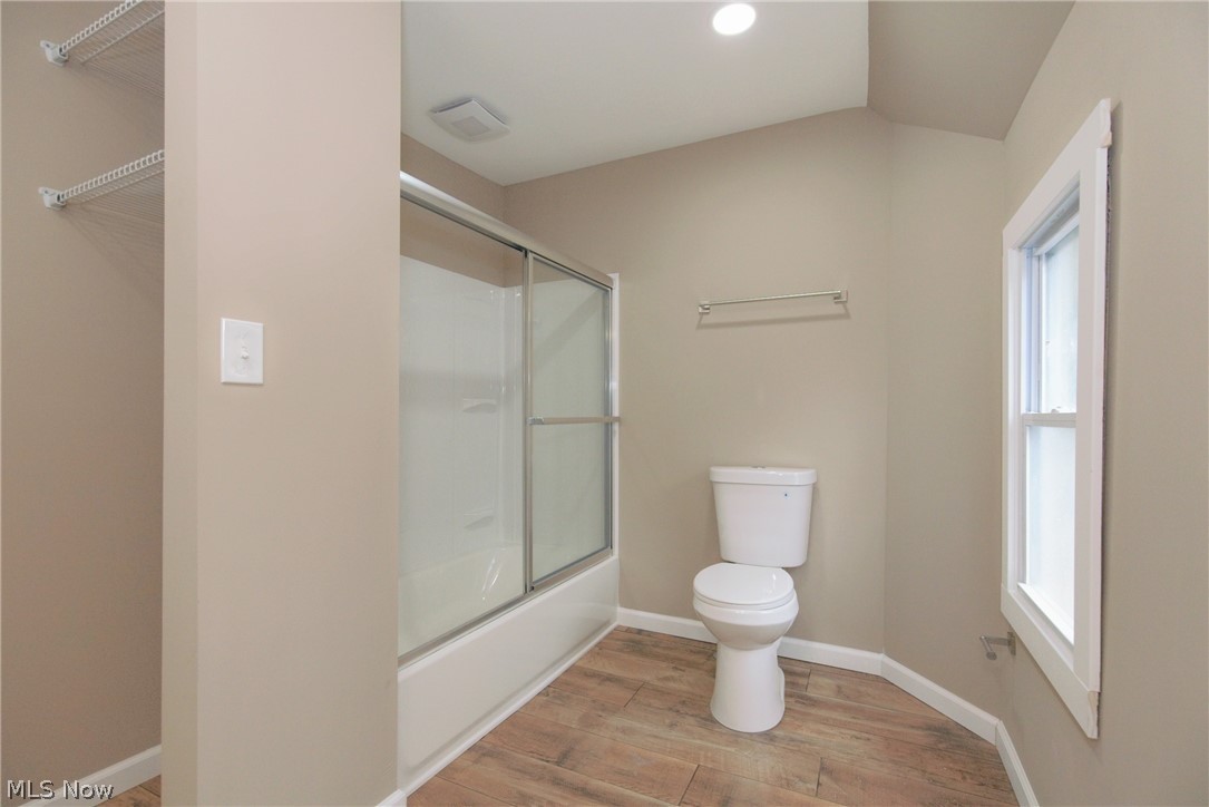 2146 W 95th Street Cleveland OH 44102