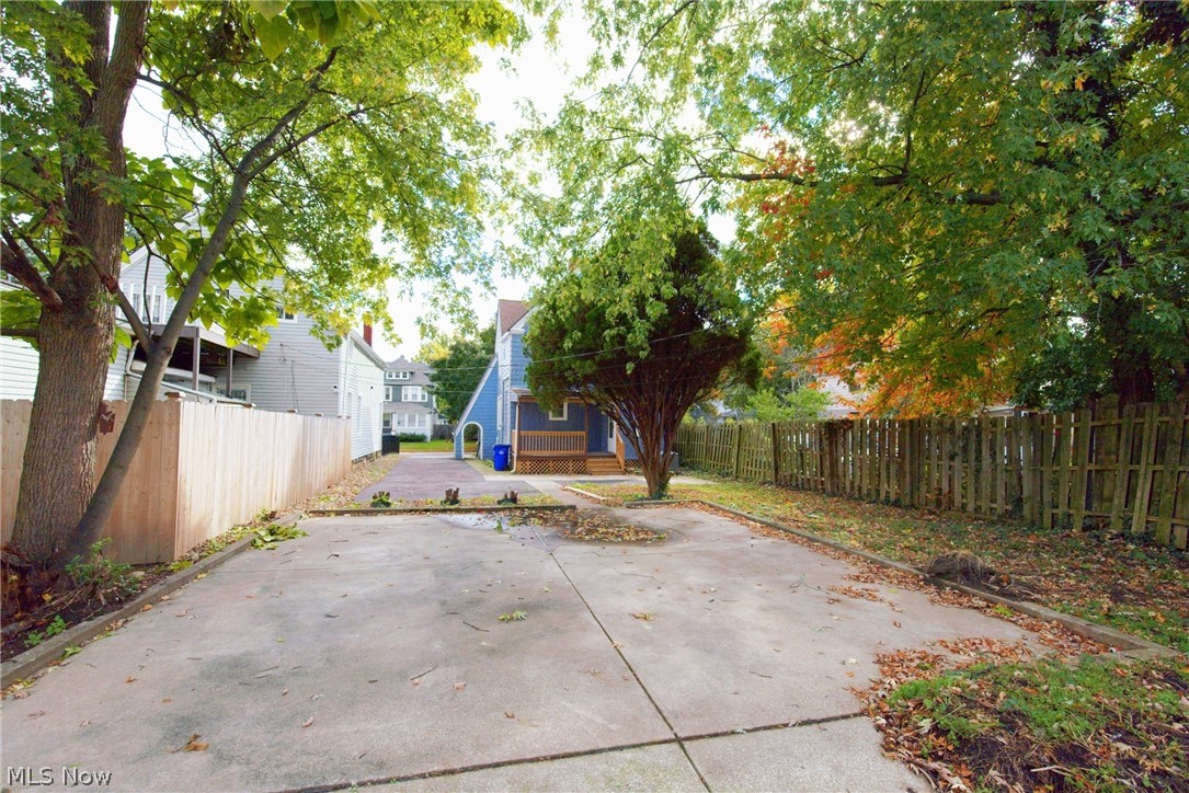 2146 W 95th Street Cleveland OH 44102