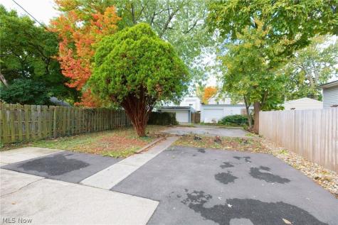 2146 W 95th Street Cleveland OH 44102