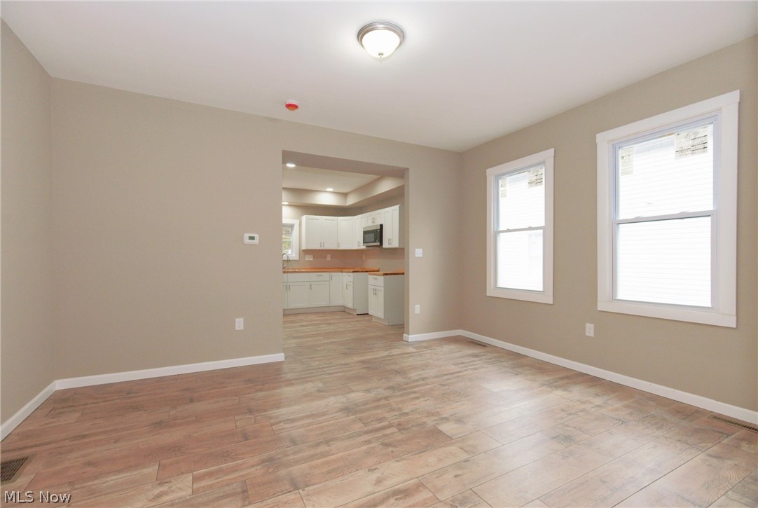 2146 W 95th Street Cleveland OH 44102