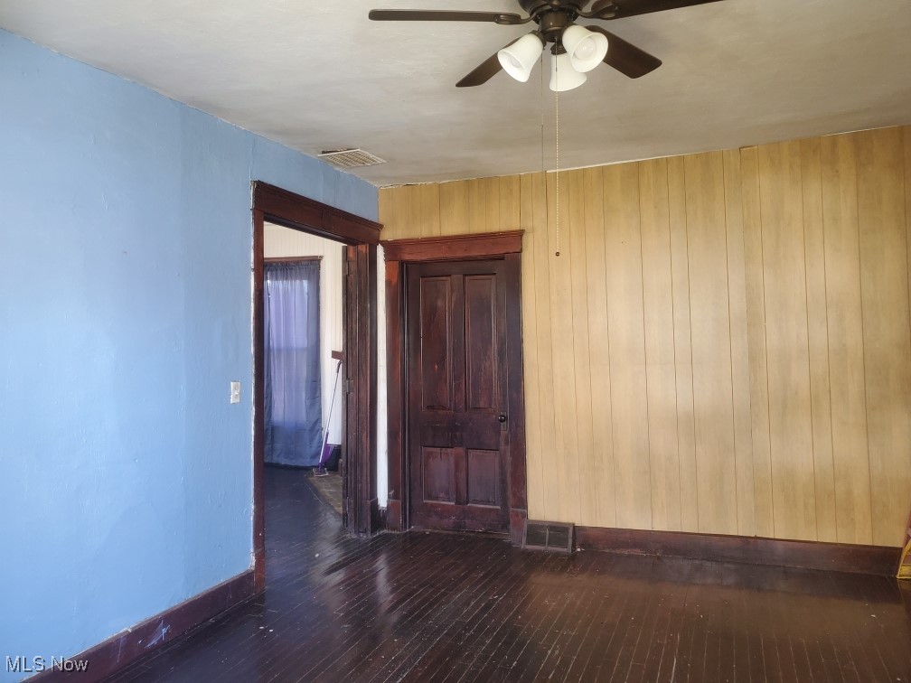 537 3rd Street Elyria OH 44035