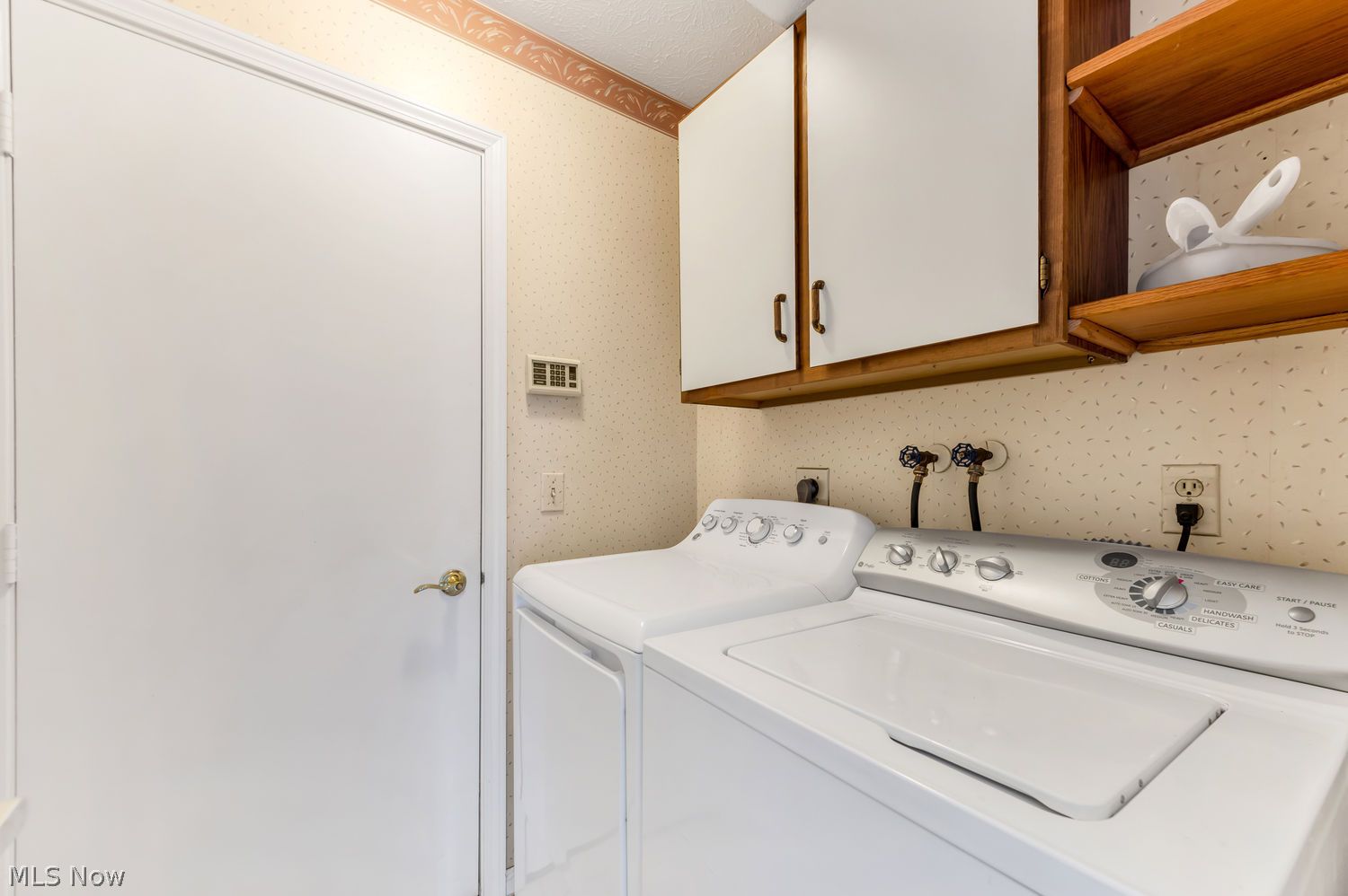 17944 Framingham Oval Strongsville OH 44136