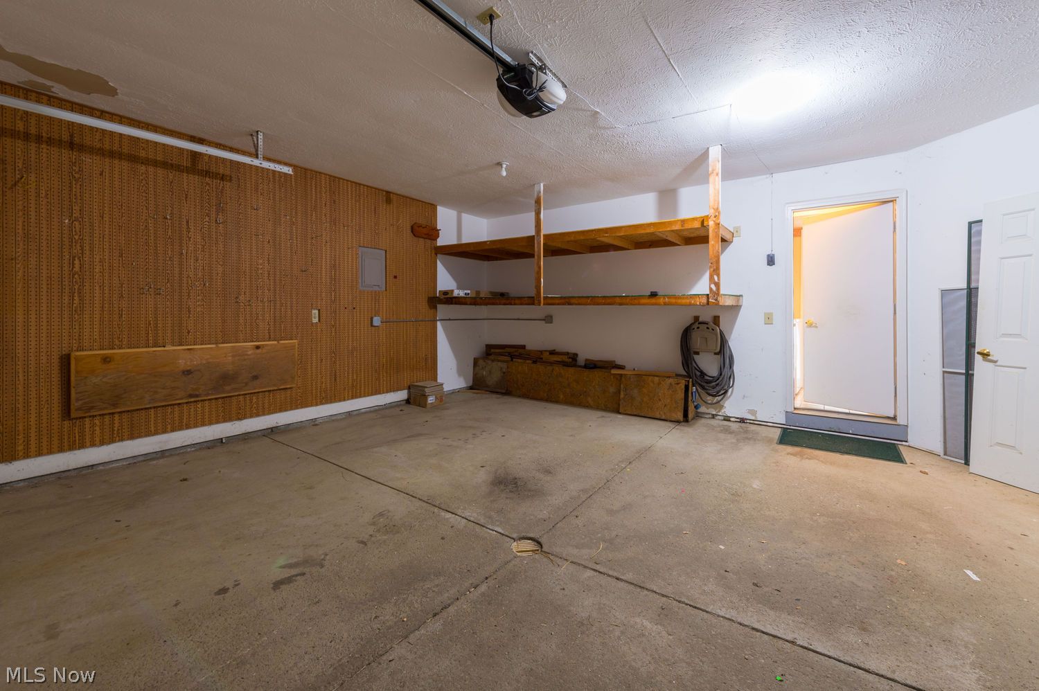 17944 Framingham Oval Strongsville OH 44136