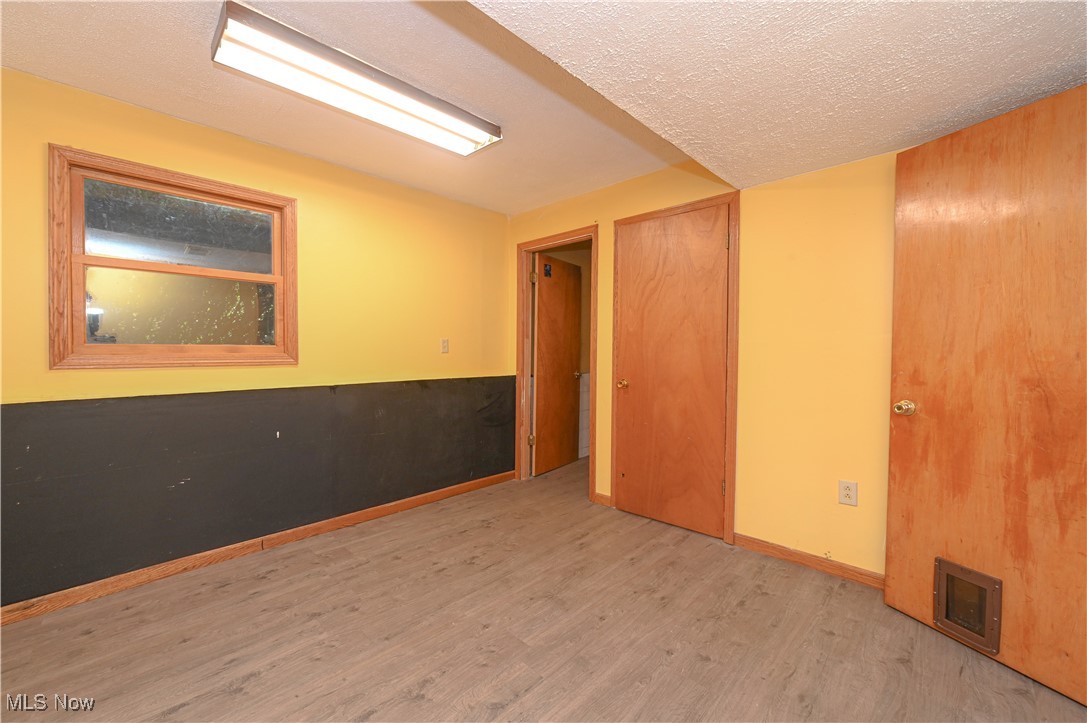 1933 Issaquah Street Cuyahoga Falls OH 44221