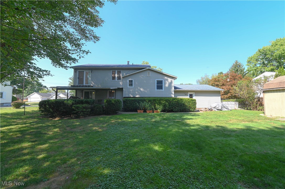 1933 Issaquah Street Cuyahoga Falls OH 44221