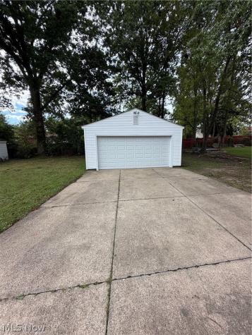 1024 Mercer Avenue Akron OH 44320