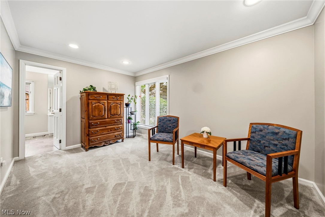428 Locklie Drive Highland Heights OH 44143