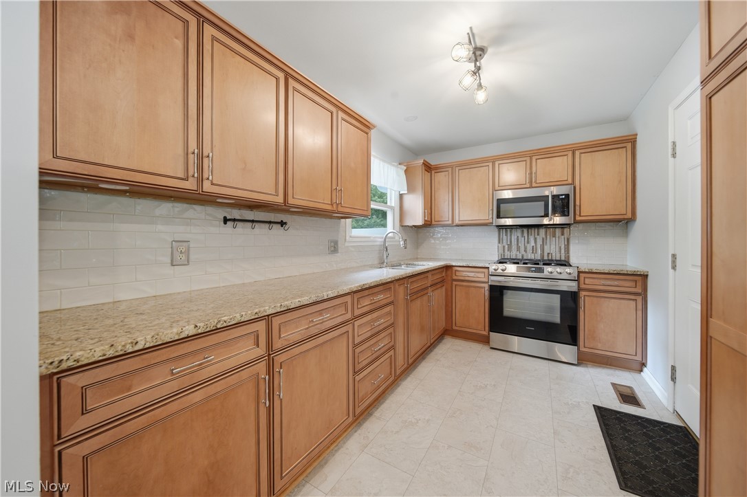 3796 Charring Cross Drive Stow OH 44224