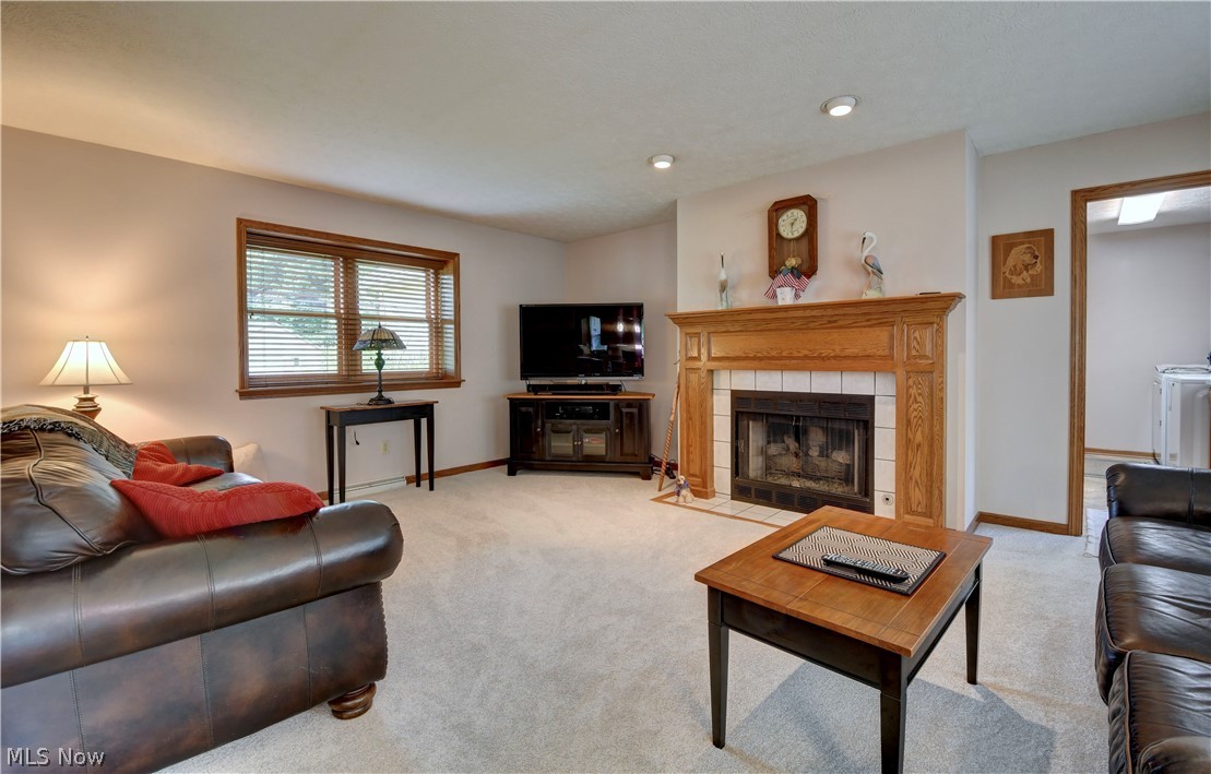 995 Clearview Drive SE New Philadelphia OH 44663