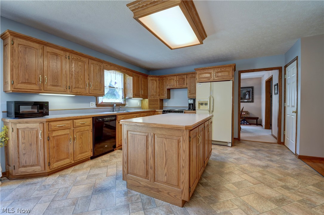 995 Clearview Drive SE New Philadelphia OH 44663